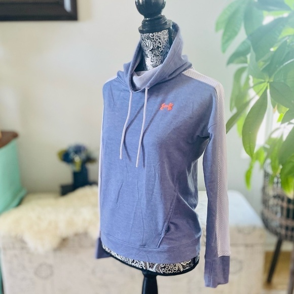 🏷️ 4/$25 Under Armour Featherweight Fleece Funnel Neck Sweatshirt, Size XS - Picture 1 of 7